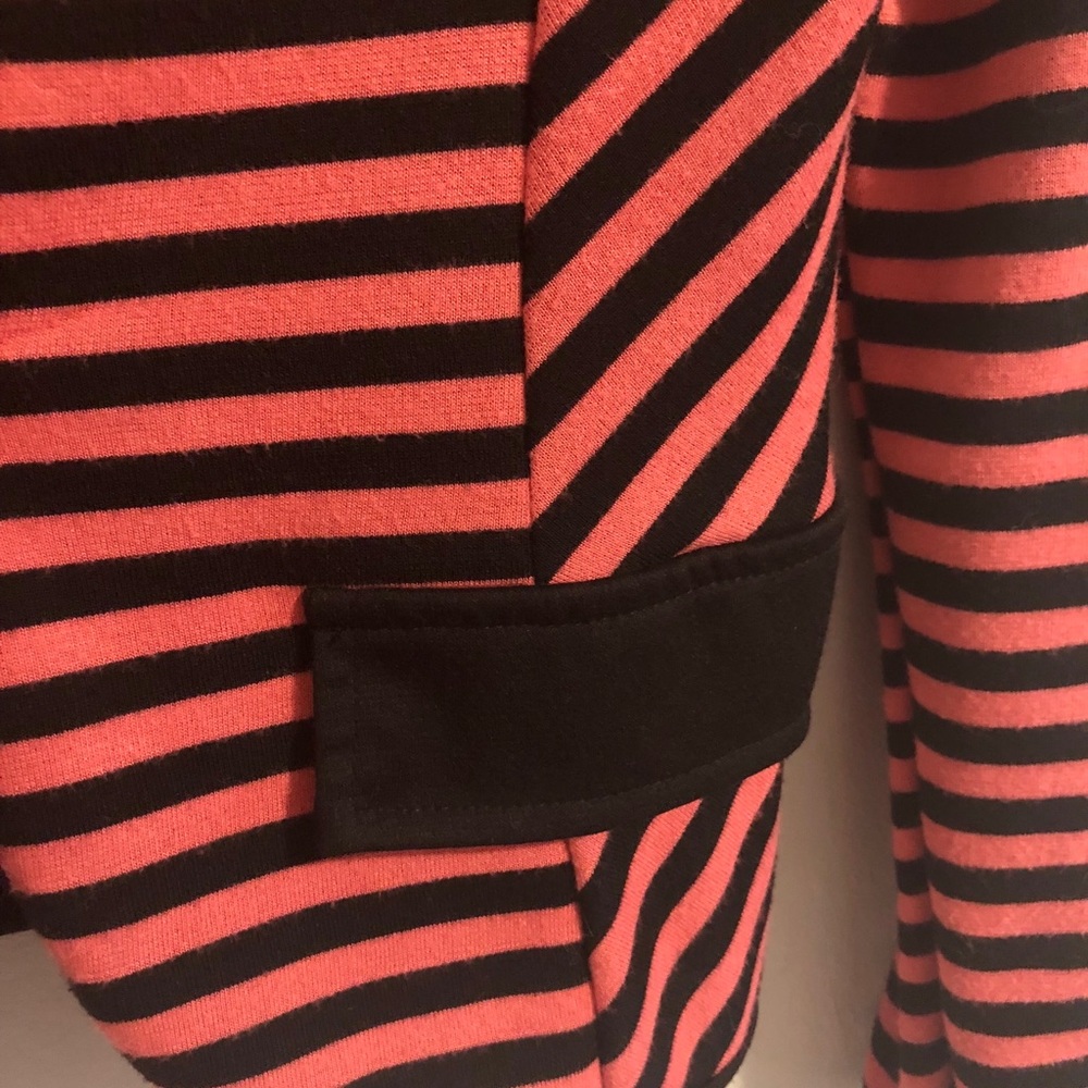 Ginger G salmon and black striped 1 button blazer - Picture 7 of 9